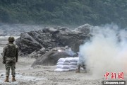 梦见经血西藏军区某部高原峡谷实弹射击 锤炼实战能力
