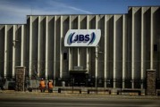 梦见经血陷入丑闻的巴西肉类巨头JBS在美上市 首日开盘报13.65美元
