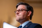 梦见经血特朗普税改案参议院过关有望 共和党议员无人声援马斯克