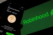 梦见经血“接盘侠”没了？标普500指数季调维持成分股不变，Robinhood、Applovin应声大跌